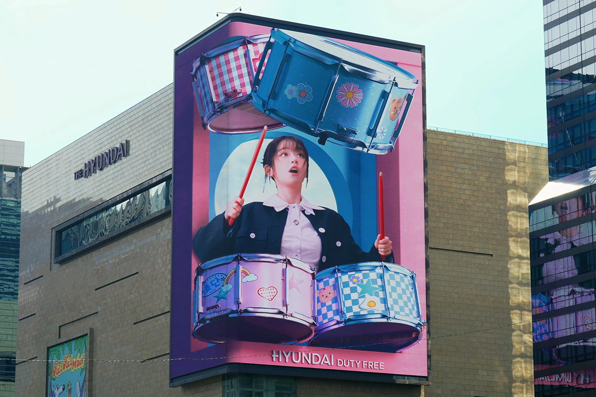 HYUNDAI DUTYFREE | QWER X Travel Capsure